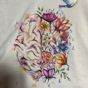 Bella cotton T with floral Brain